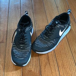 Nike air max Thea shoes